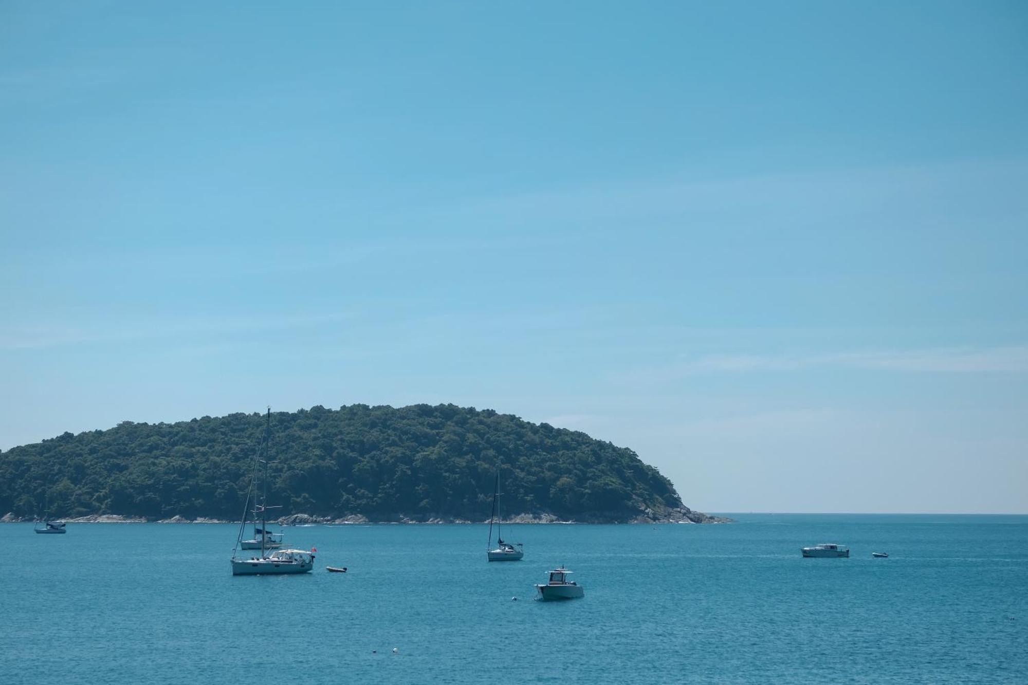 Naiharn On The Rock Resort Phuket Nai Harn Exterior foto